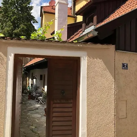 Zum Roten Tor アパート *